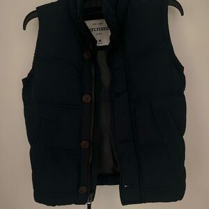 Abercrombie & Fitch Black Puffer Vest